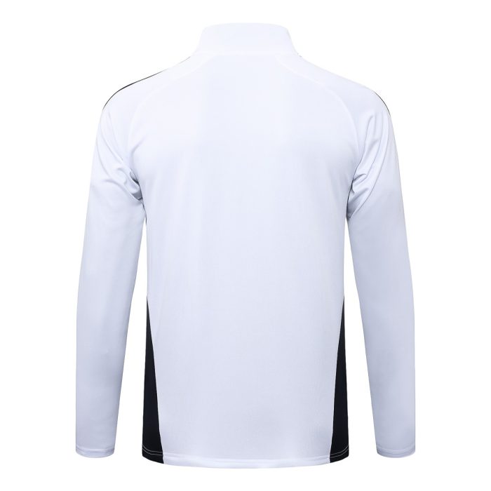 Real Madrid White Retro Edition with Cyan Accents - 图片 7