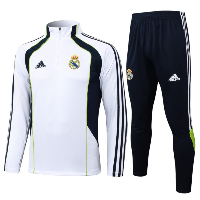 Real Madrid White Retro Edition with Cyan Accents - 图片 8