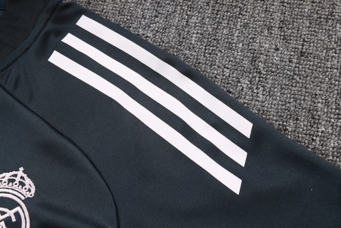 Real Madrid 2025/26 Half-Zip Jacket Dark Gray (Light Pink Trim) - 图片 5