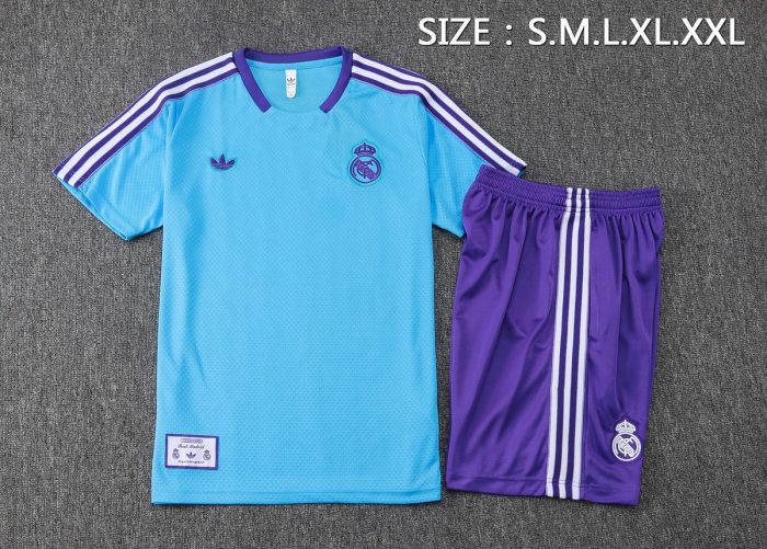 Real Madrid Light Blue Retro Short Sleeve - 图片 2