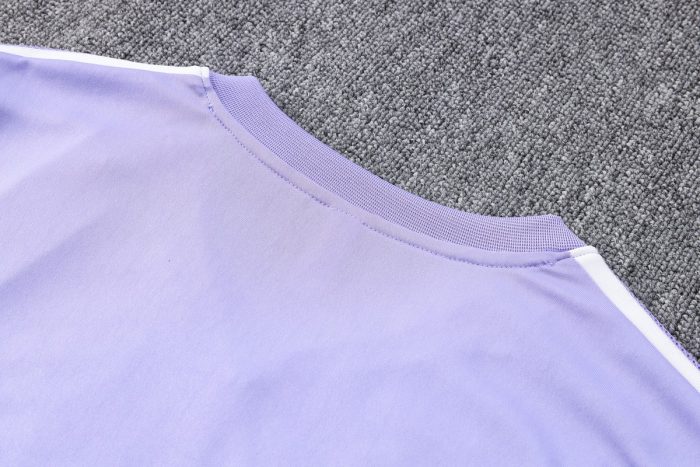 Real Madrid 22-23 Light Purple Short Sleeve Training Set with 5-Panel Shorts - 图片 5