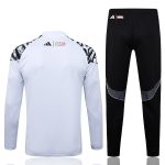 Real Madrid White Half-Zip Jacket with Shoulder Print - 图片 7
