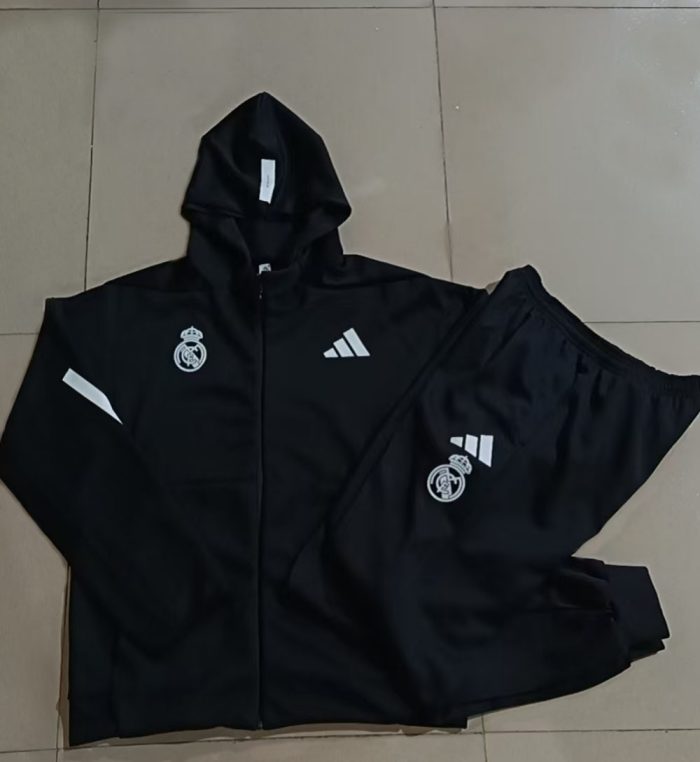 Real Madrid Black Long Zip Jacket with Hood - 图片 9