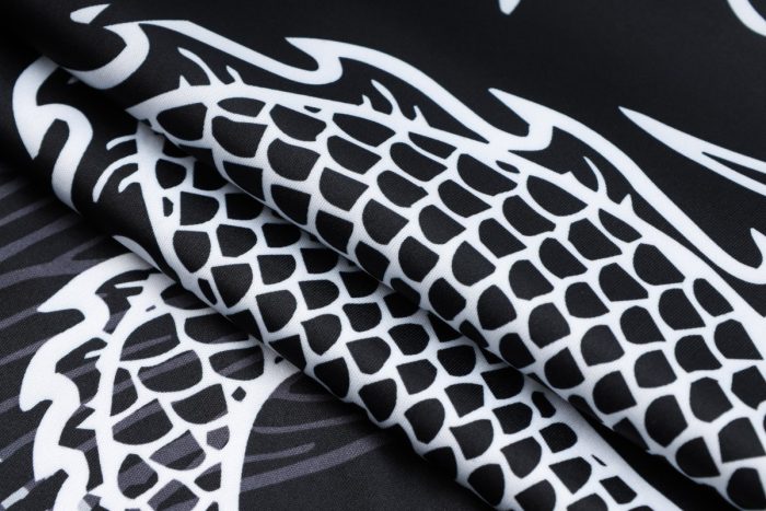 Real Madrid 23-24 Black Ink Splatter Short Sleeve Training Set with Capri Pants (Chinese Dragon) - 图片 3