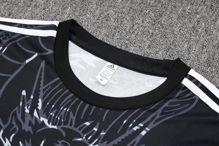 Real Madrid 23-24 Black Ink Splatter Short Sleeve Training Set with Capri Pants (Chinese Dragon) - 图片 6