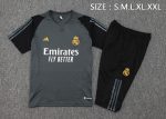 Real Madrid 23-24 Dark Green Short Sleeve Training Set with 3/4 Pants - 图片 2