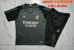Real Madrid 23-24 Dark Green Short Sleeve Training Set with 3/4 Pants - 图片 9