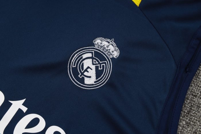 Real Madrid 24-25 Vest in Royal Blue - 图片 6