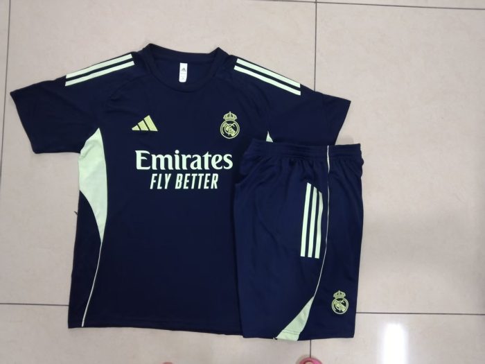 Real Madrid 25/26 Short Sleeve Training Shirt in Sky Blue - 图片 9