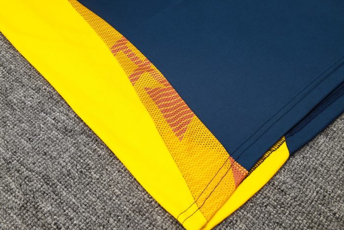 Real Madrid 24-25 Short Sleeve Training Suit in Royal Blue - 图片 4