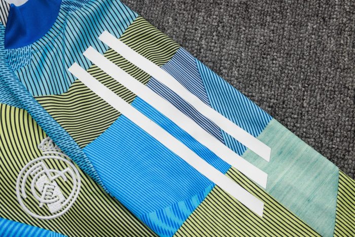 Real Madrid Blue Green Stripe Spray Print Half Zip Jacket - 图片 8