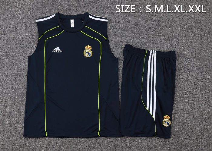 Real Madrid Retro Vest in Light Blue with Green Trim - 图片 2