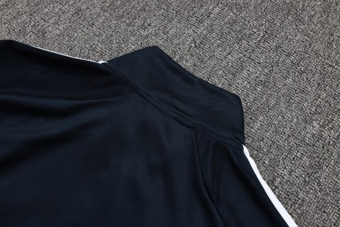 Real Madrid Retro Edition Half-Zip Jacket in White and Blue - 图片 5