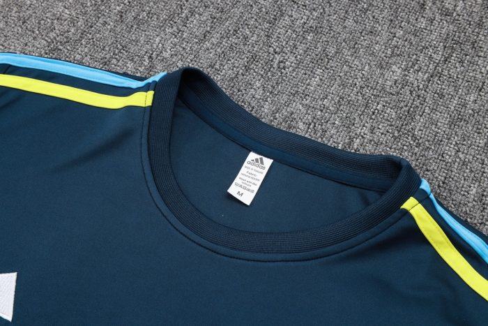 Real Madrid 23-24 Round Neck Long Sleeve Training Top in Royal Blue - 图片 6