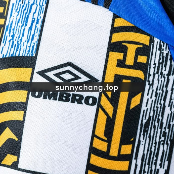Inter Milan 1996-1997 Away Retro Shirt - 图片 3