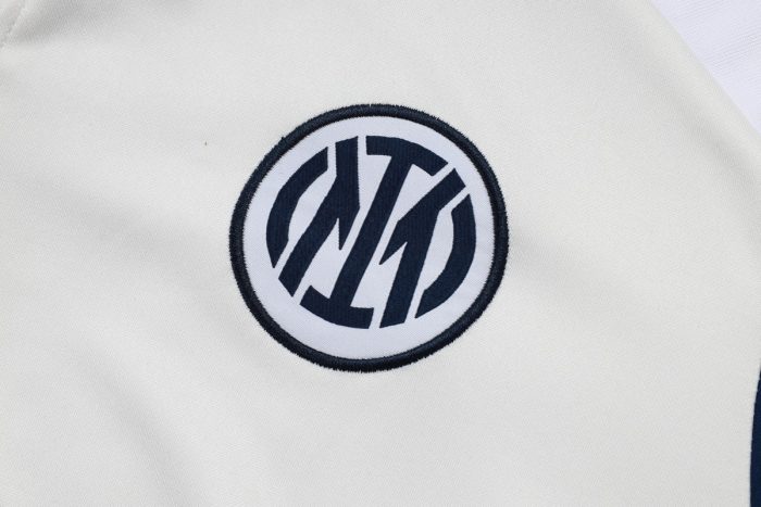 Inter Milan 2526 Half-Zip Jacket in White - 图片 6