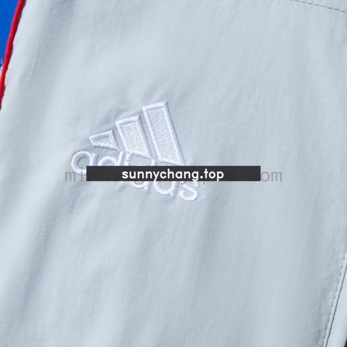 Bayern Munich Windbreaker - Light Grey - 图片 7