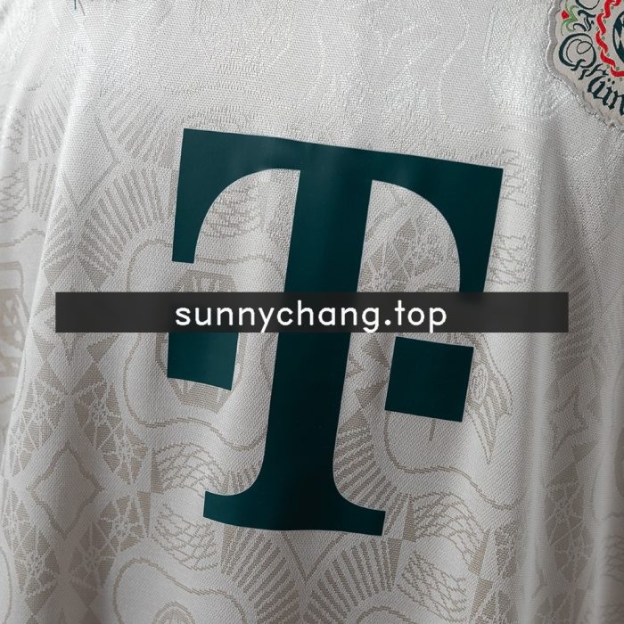 Bayern Munich 125th Anniversary Oktoberfest Special Jersey - 图片 6