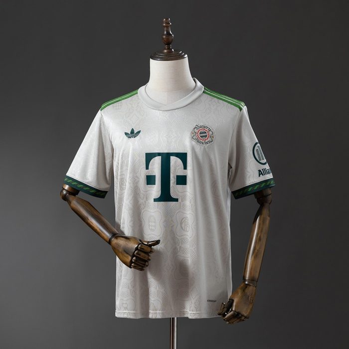 Bayern Munich 125th Anniversary Oktoberfest Special Jersey - 图片 9