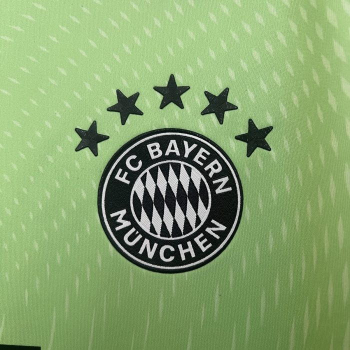 Bayern Munich 25/26 Goalkeeper Green Jersey - 图片 5