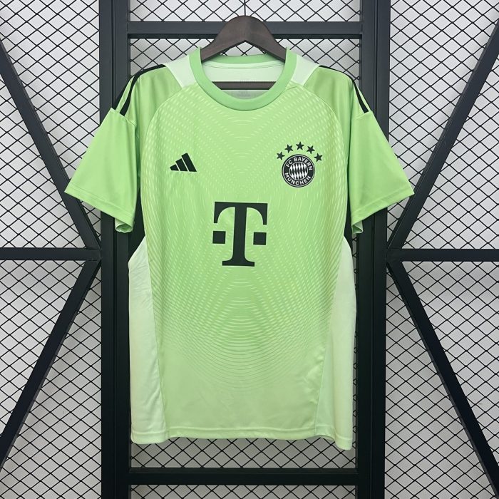 Bayern Munich 25/26 Goalkeeper Green Jersey - 图片 8