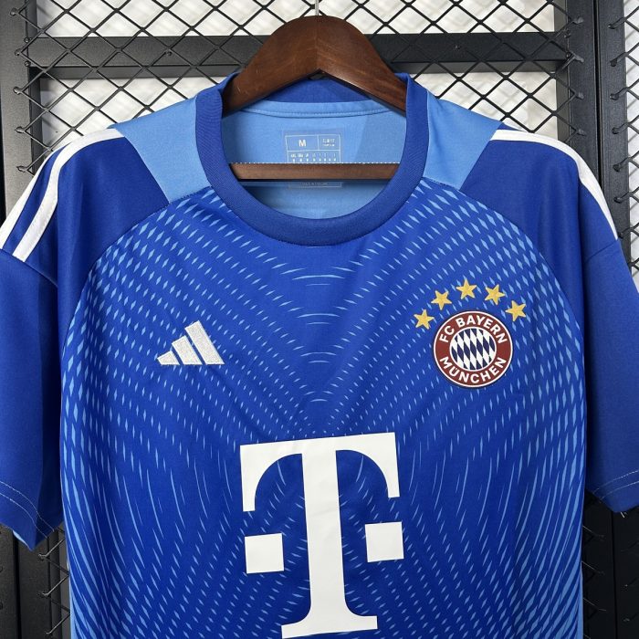 Bayern Munich 25/26 Goalkeeper Jersey - 图片 2