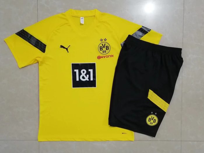 Borussia Dortmund 22-23 Yellow Short Sleeve Training Set with 5-Inch Shorts - 图片 9