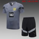 Borussia Dortmund 22-23 Grey Short Sleeve Training Set with 5-Inch Shorts