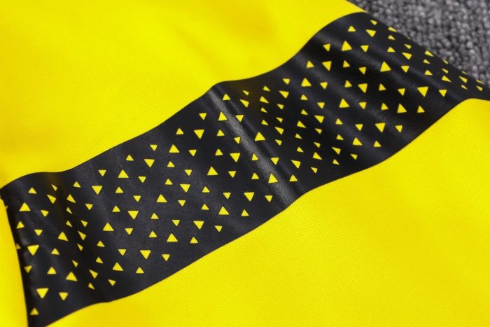 Borussia Dortmund 22/23 Yellow Half-Zip Jacket - 图片 4