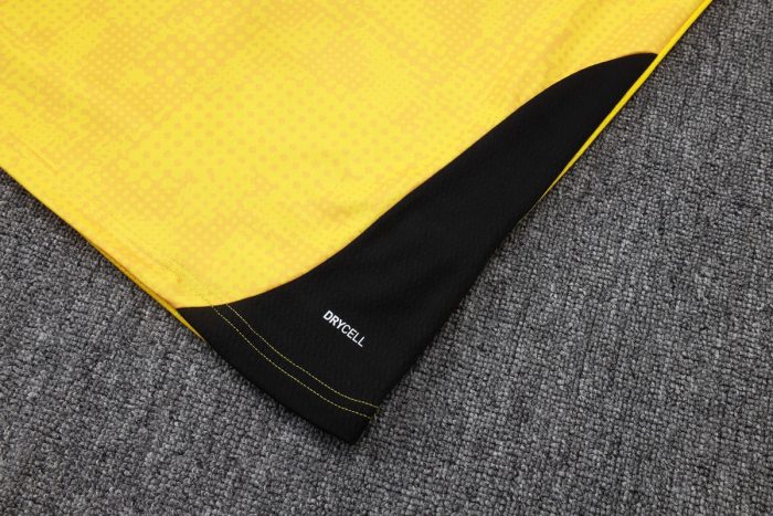 Borussia Dortmund Yellow Splatter Half-Zip Jacket - 图片 4