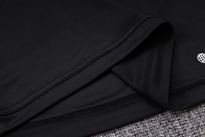 Bayern Munich 23-24 Half Zip Jacket Black - 图片 4