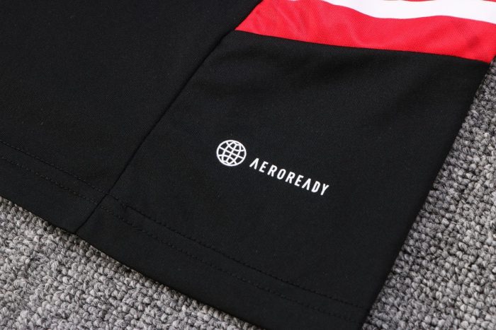 Bayern Munich 22/23 Black Vest with Red Trim - 图片 4