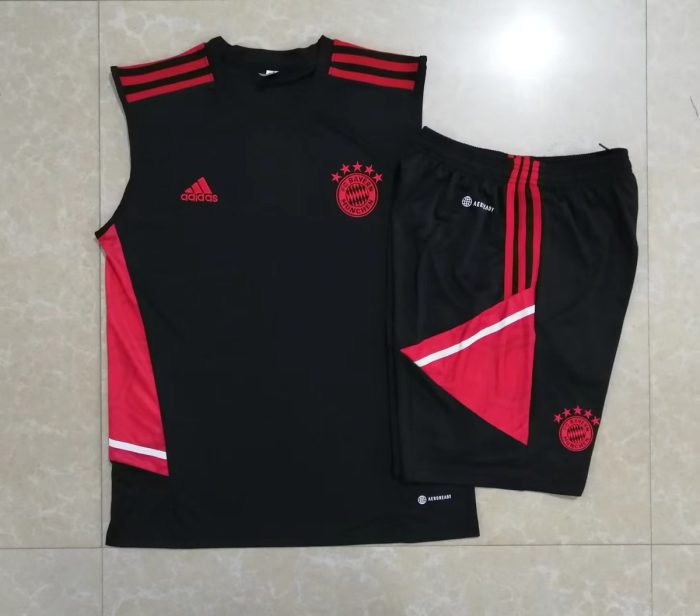 Bayern Munich 22/23 Black Vest with Red Trim - 图片 9