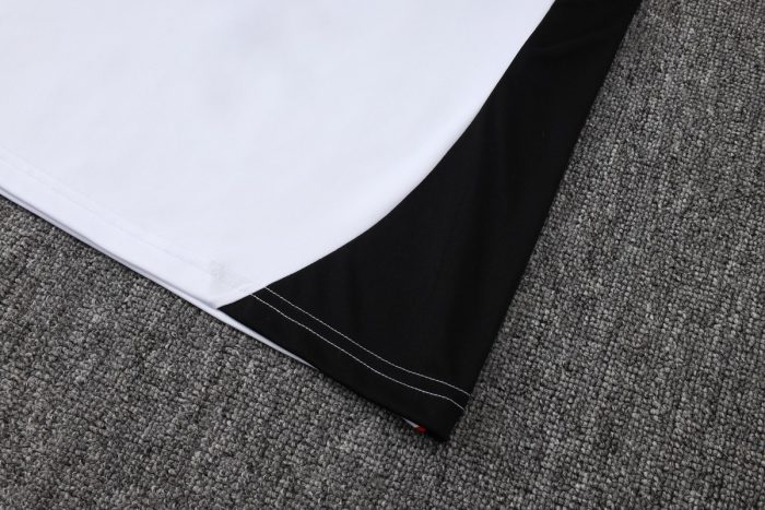 Bayern Munich White Vest - 图片 3