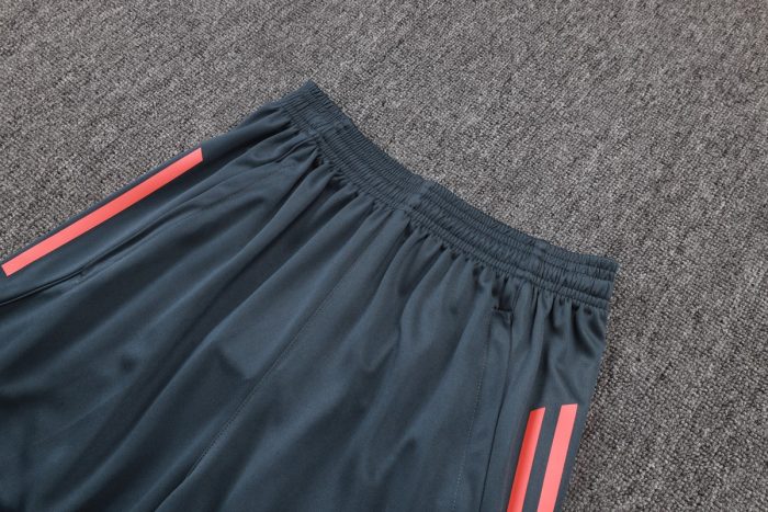 Bayern Munich Vest Dark Gray - 图片 4