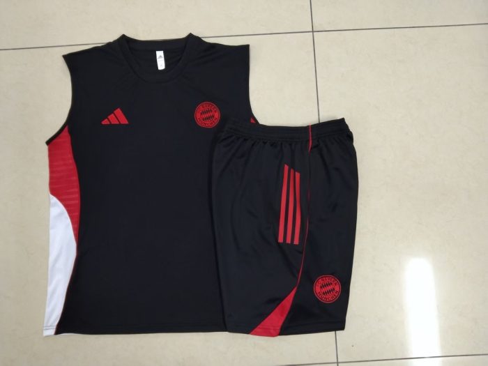 Bayern Munich Black Vest - 图片 9