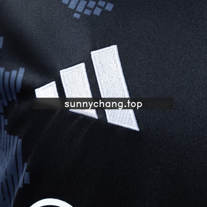 Frankfurt 25/26 Third Jersey - 图片 4