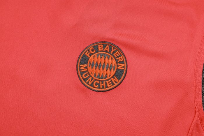 Bayern Munich Orange Vest - 图片 5