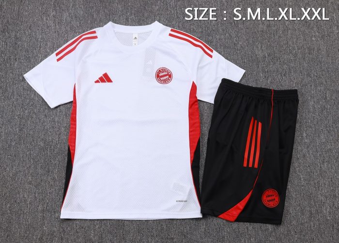 Bayern Munich White Short Sleeve Training Suit - 图片 2