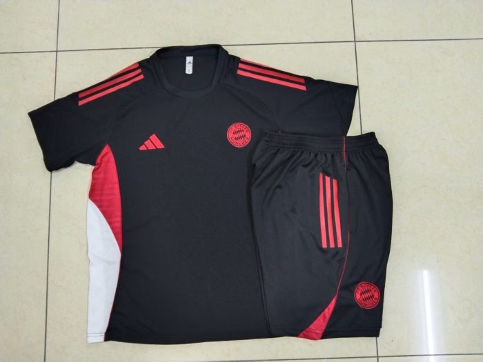 Bayern Munich Black Short Sleeve Training Shirt - 图片 9