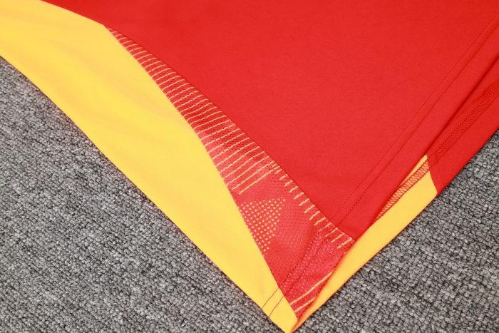 Bayern Munich 24-25 Red Short Sleeve Training Shirt - 图片 4