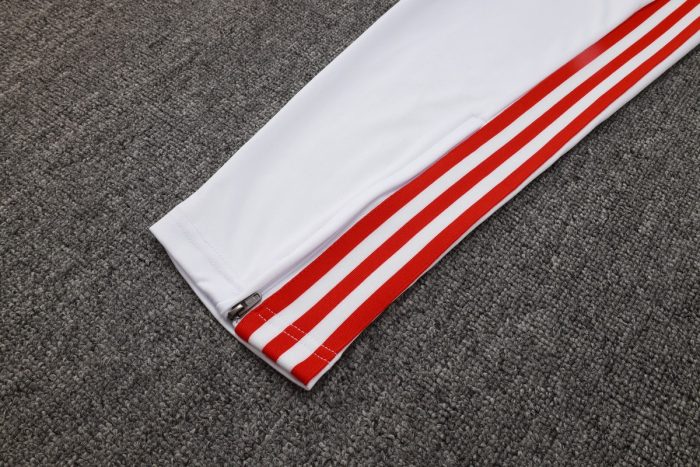 Bayern Munich 125th Anniversary White Half-Zip Jacket - 图片 3