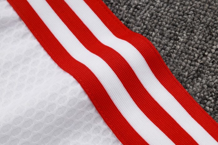 Bayern Munich 125th Anniversary White Short Sleeve T-Shirt - 图片 5