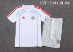 Bayern Munich 2526 Retro Short Sleeve T-Shirt White with Blue Trim - 图片 2