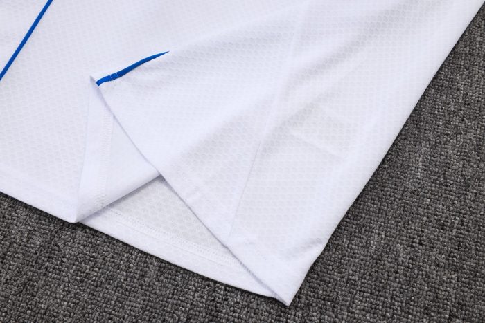 Bayern Munich 2526 Retro Short Sleeve T-Shirt White with Blue Trim - 图片 4