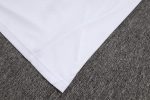 Bayern Munich Retro Polo Shirt - White with Blue Trim - 图片 3
