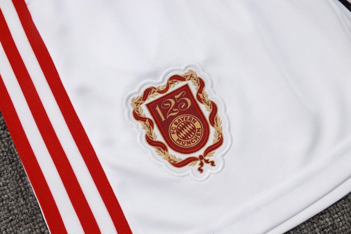 Bayern Munich 125th Anniversary White Vest - 图片 3