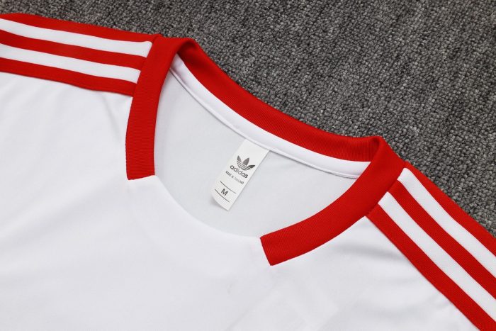 Bayern Munich 125th Anniversary White Vest - 图片 6
