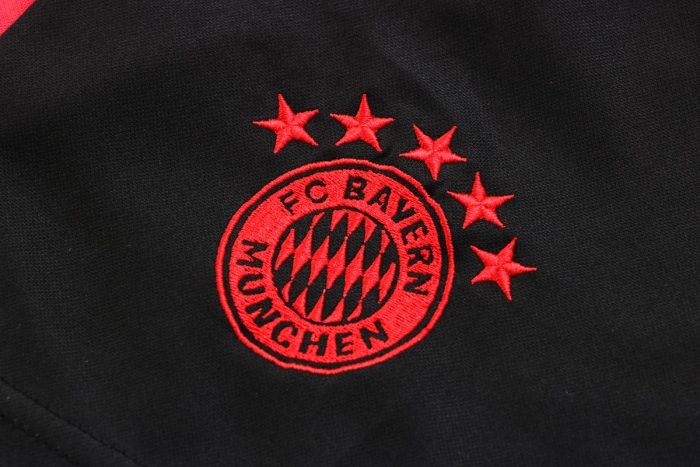 Bayern Munich 22-23 Black Short Sleeve Training Set with 5-Inch Shorts - 图片 3