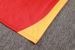 Bayern Munich 24/25 Half-Zip Jacket Red with Yellow Collar - 图片 3